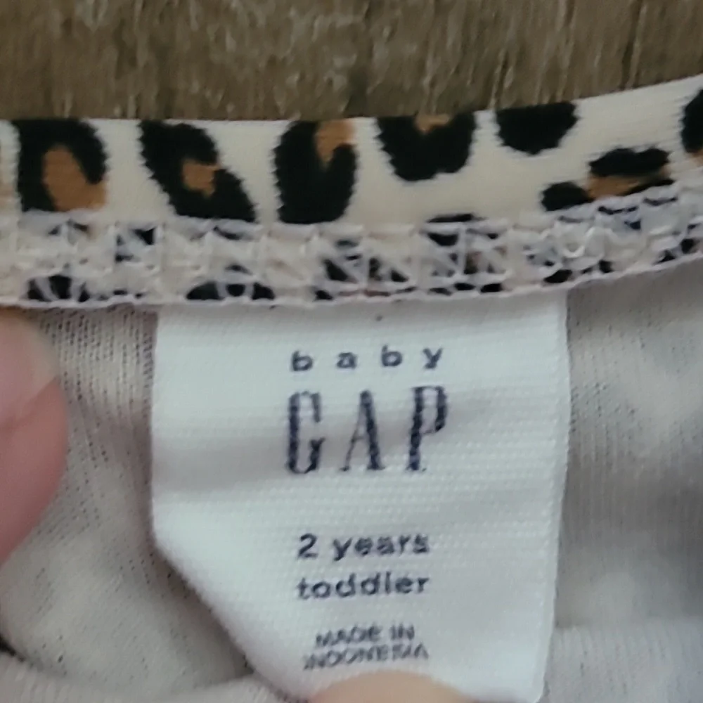 GAP Baby Leopard Print Ruffle One piece Swimsuit 2T